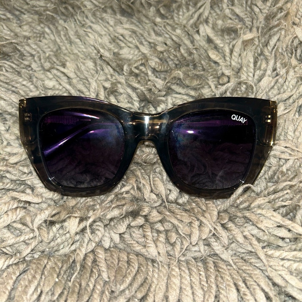 Quay Australia sunglasses good condition